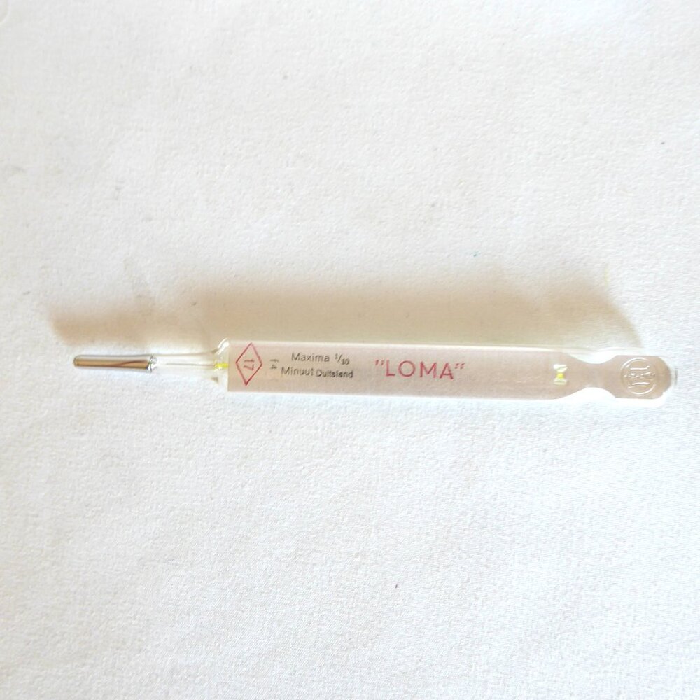 VINTAGE 5” GERMAN MEDICAL GLASS THERMOMETER MERCURY “LOMA” CELSIUS - Picture 2 of 9